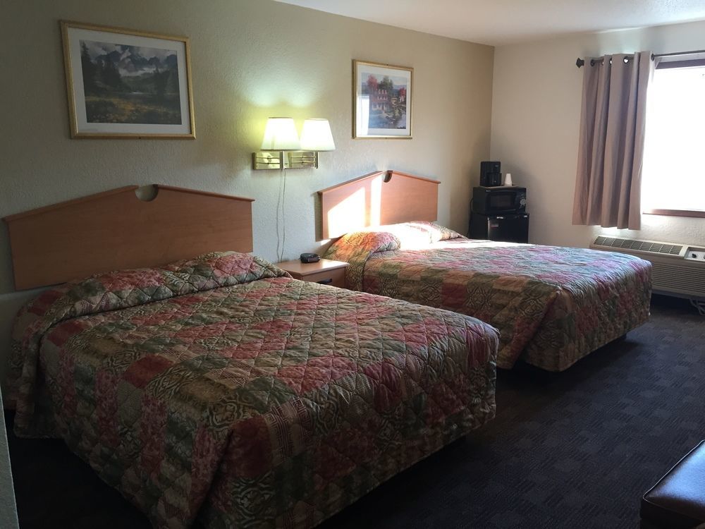 Americas Best Value Inn Гранд-Форкс Экстерьер фото