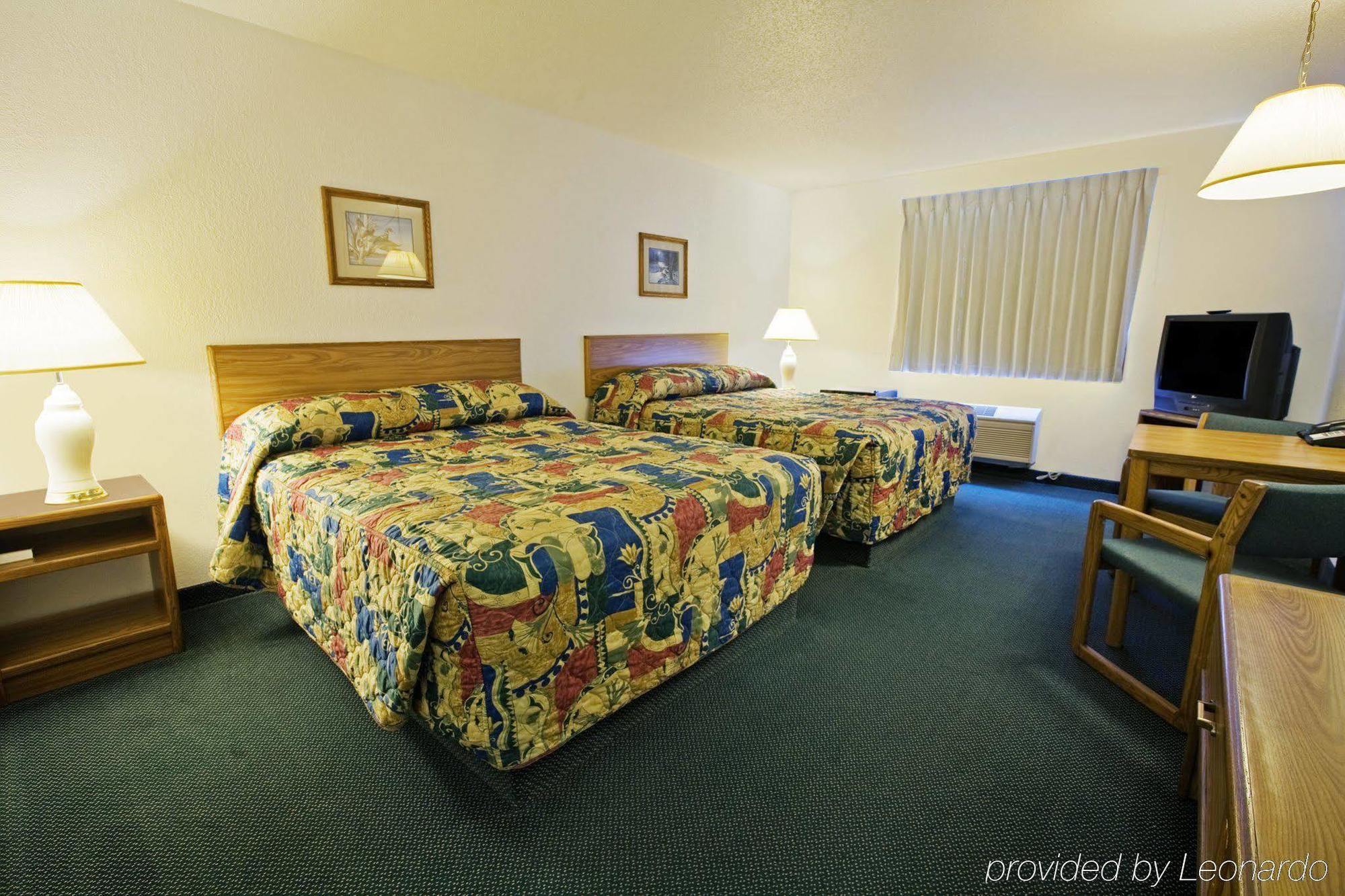 Americas Best Value Inn Гранд-Форкс Экстерьер фото
